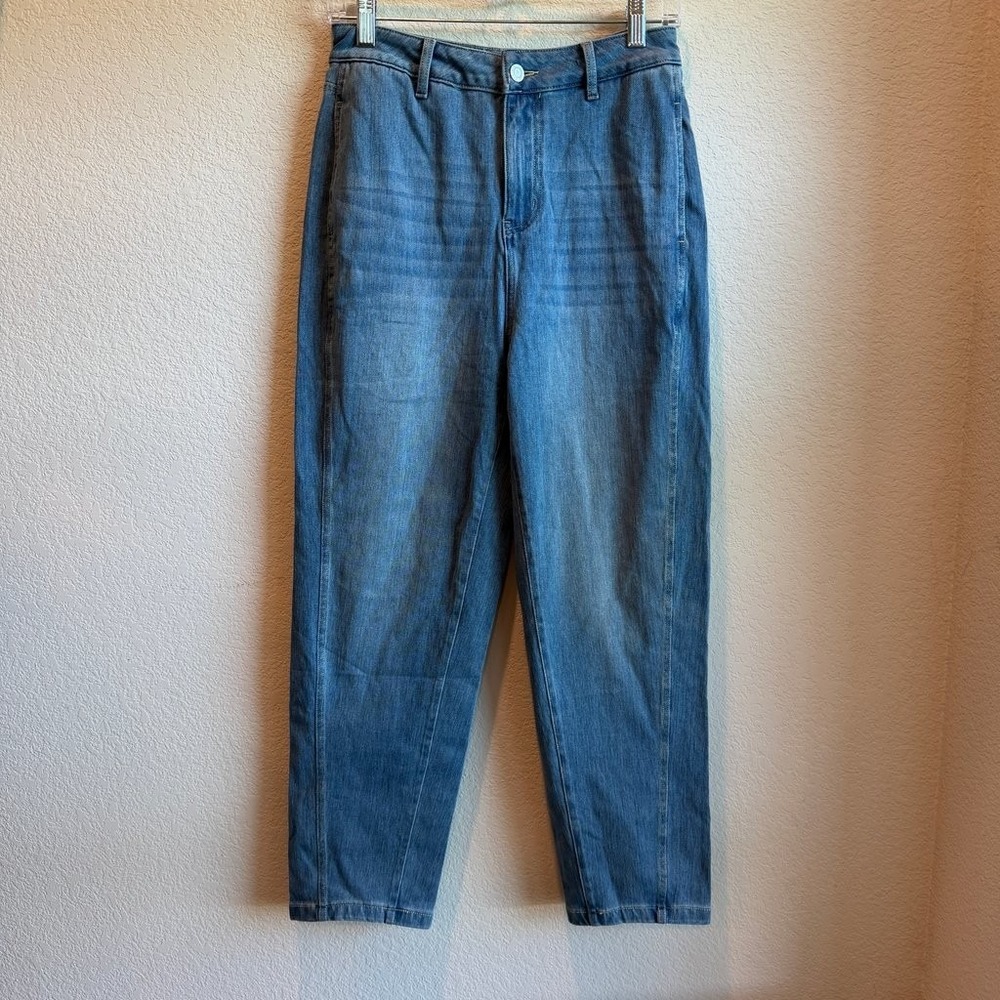 Classic High-Rise Blue Women’s Jeans